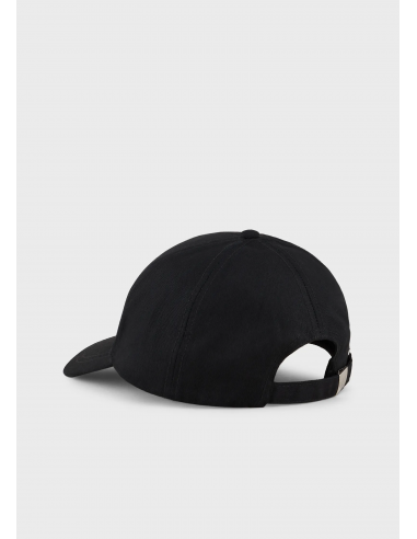 GORRA EA7