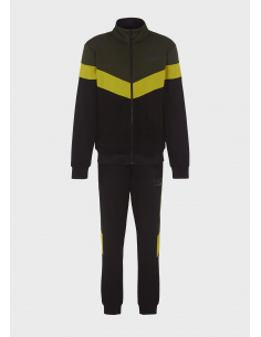 TRACKSUIT